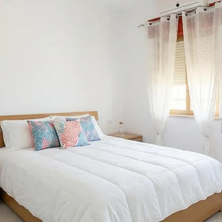 Strongoli Beach Apartment